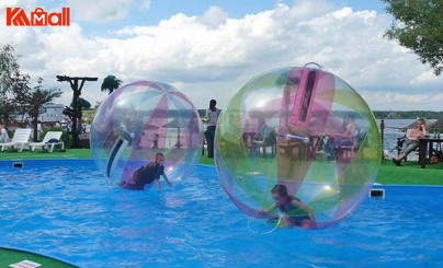 collide zorb soccer ball to play